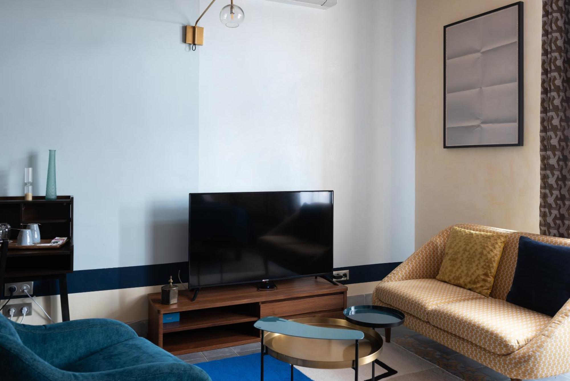 La Maison D'En Bas Des Seigneurs Cucuron Kamer foto