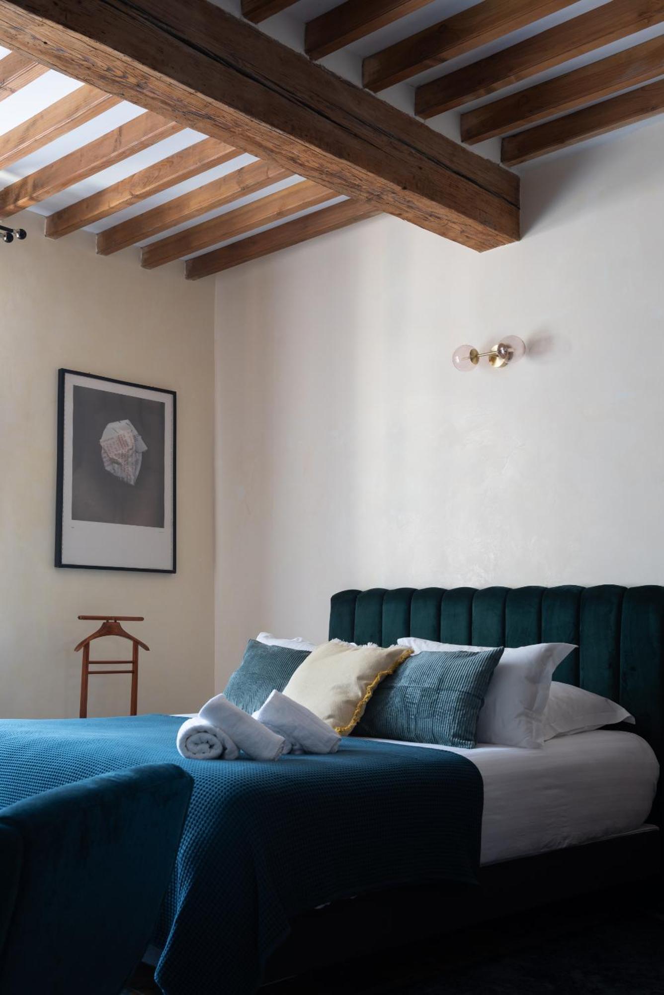 La Maison D'En Bas Des Seigneurs Cucuron Kamer foto