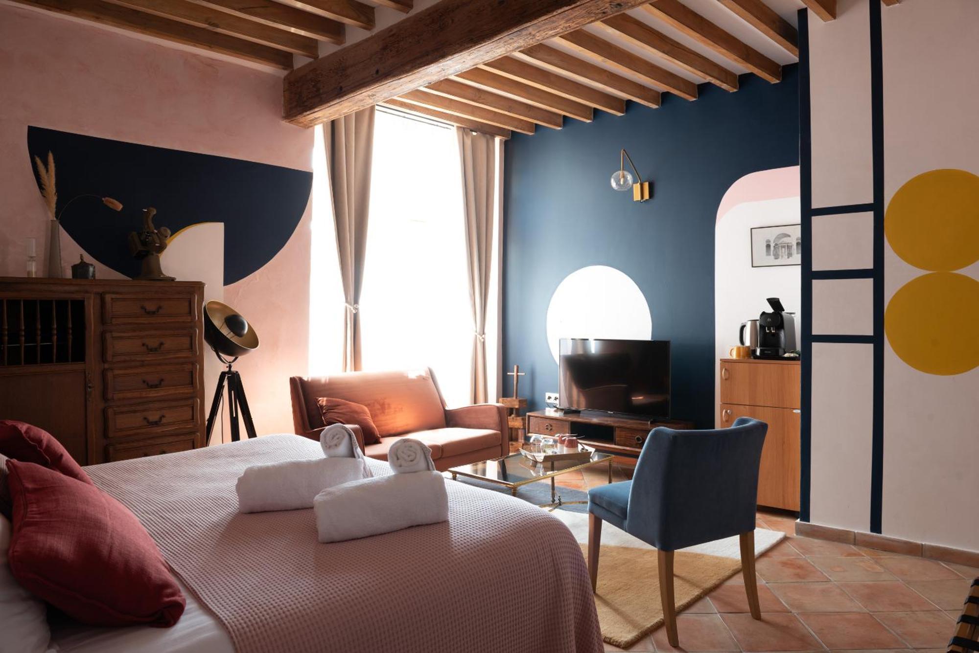 La Maison D'En Bas Des Seigneurs Cucuron Buitenkant foto