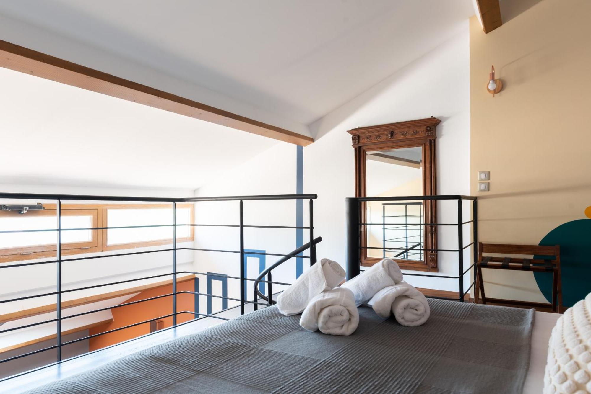 La Maison D'En Bas Des Seigneurs Cucuron Kamer foto