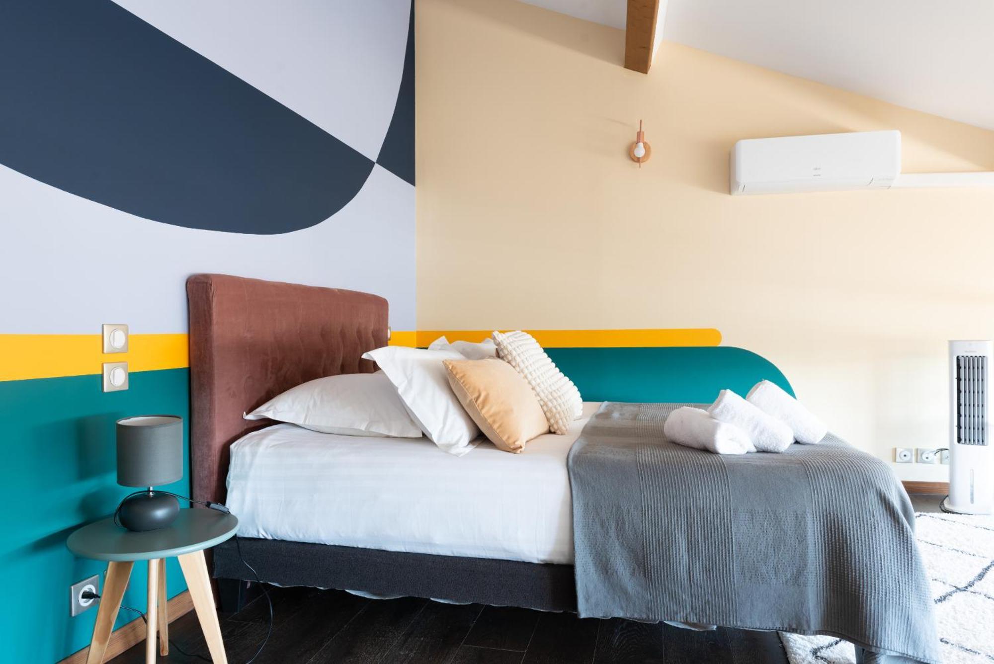 La Maison D'En Bas Des Seigneurs Cucuron Kamer foto
