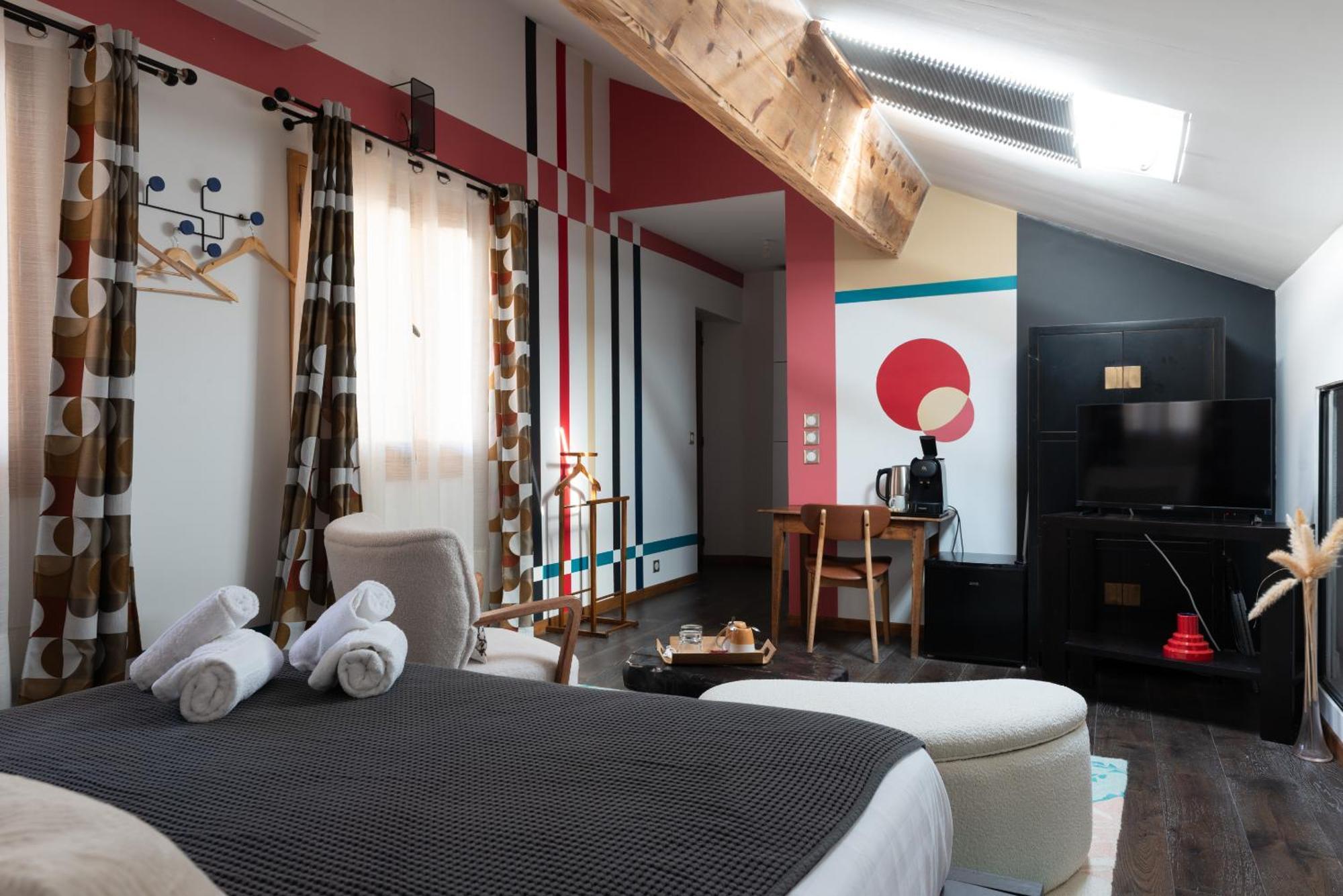 La Maison D'En Bas Des Seigneurs Cucuron Kamer foto
